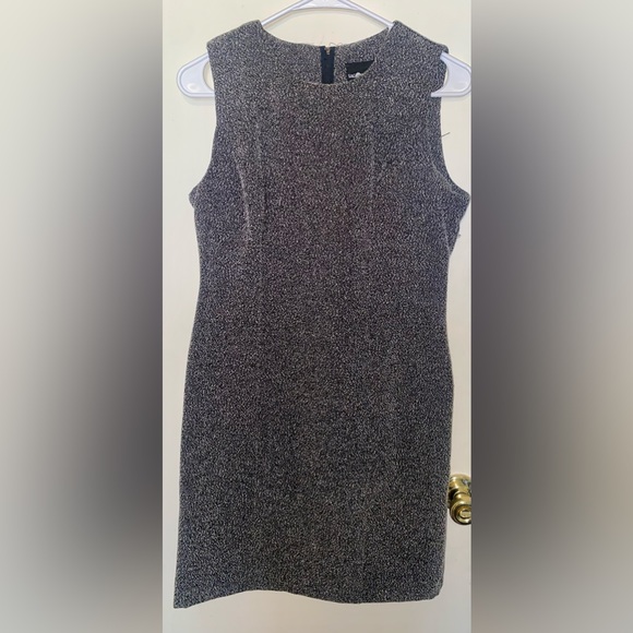 Sag Harbor Women Sleeveless Knee Sheath Dress Gray Petite Size 6P - Picture 1 of 4